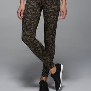 Lululemon Camo Wunder Under Leggings
